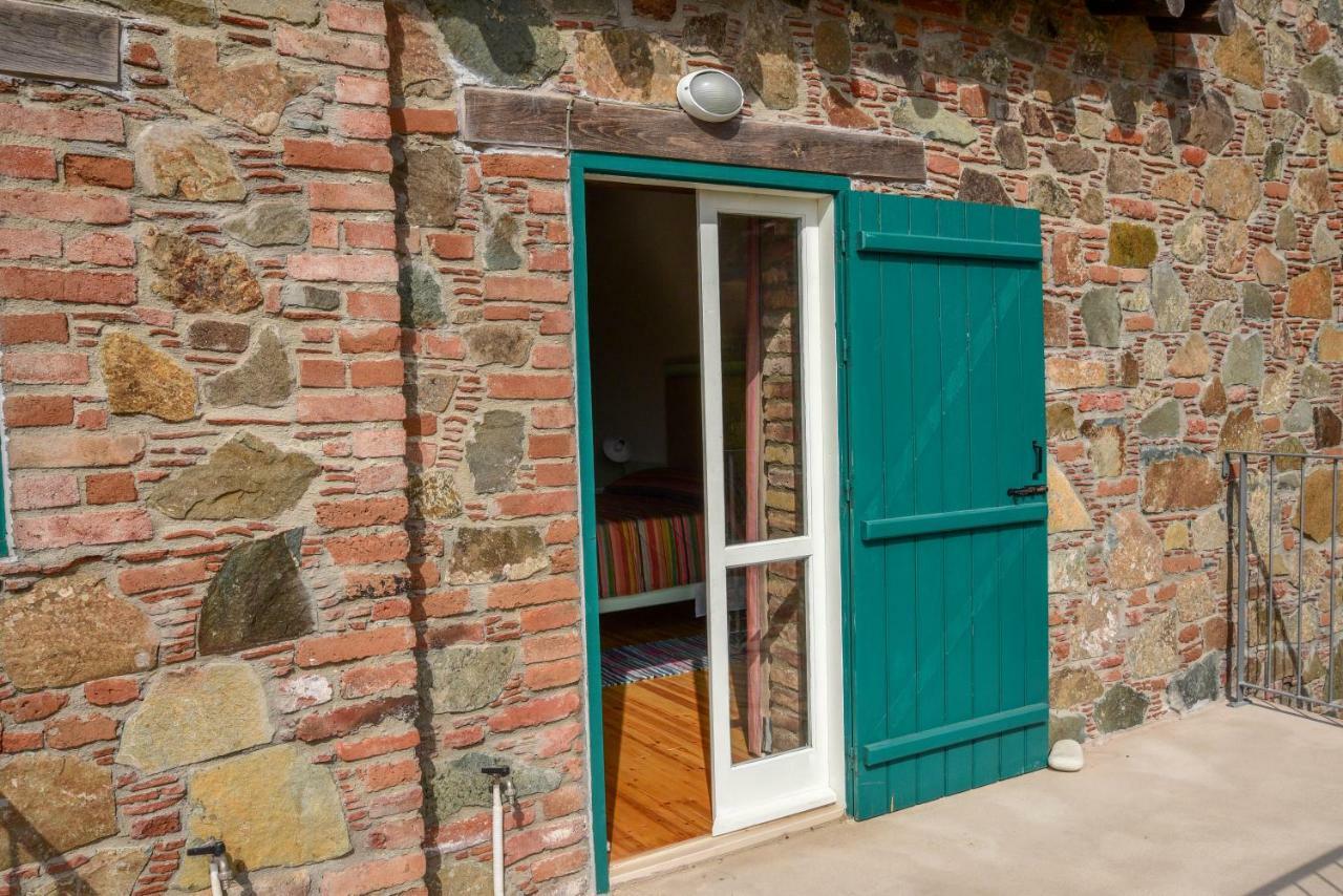 Farmakas Living Guest House Exterior photo